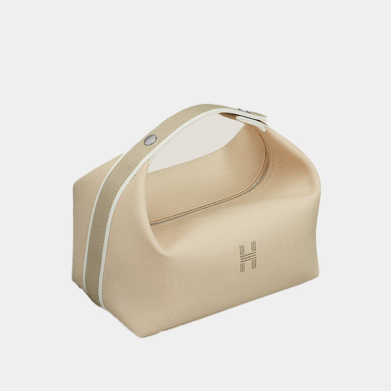 Bride a Brac case (copia)