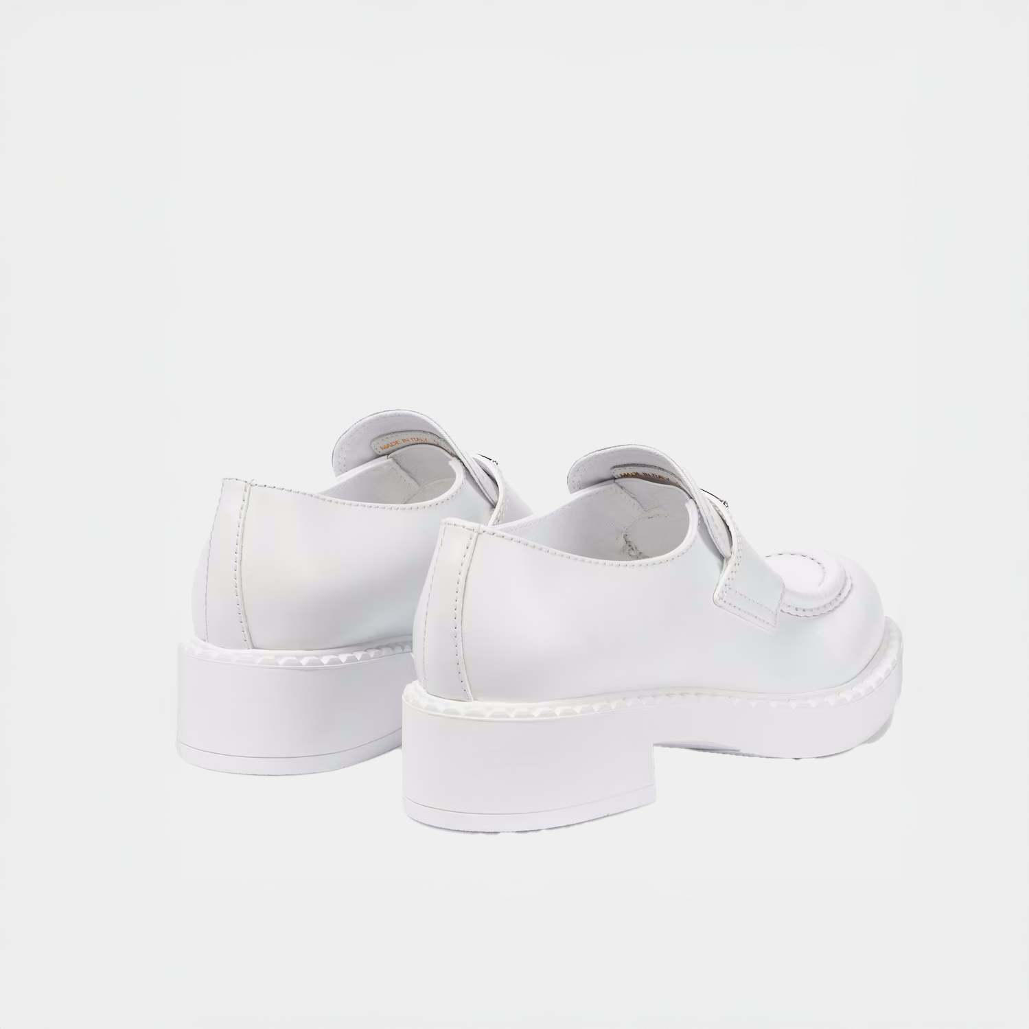 mocassino prada