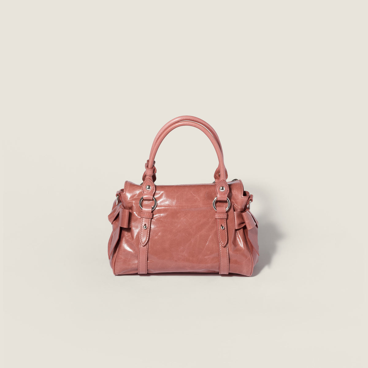 Miu Miu borsa a mano in pelle lucida