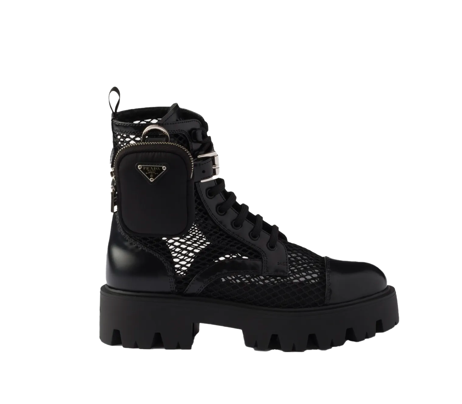 boots prada în rete