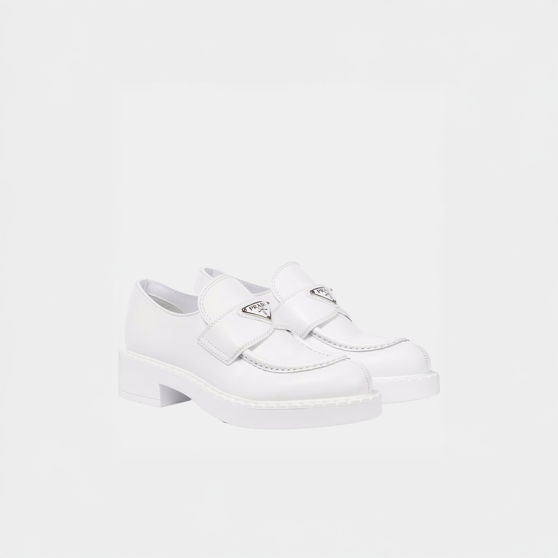 mocassino prada