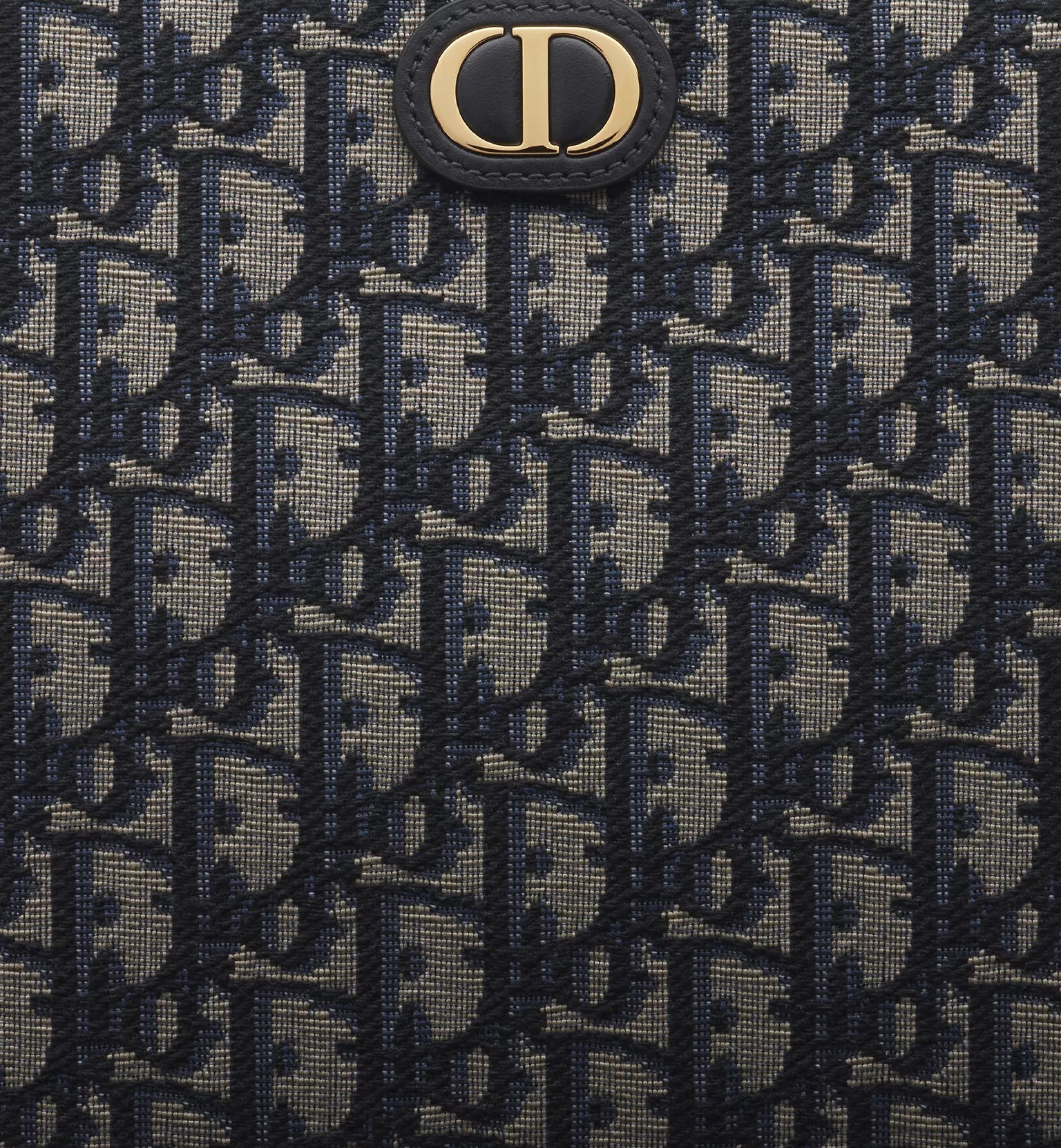Pochette Dea 30 Montaigne