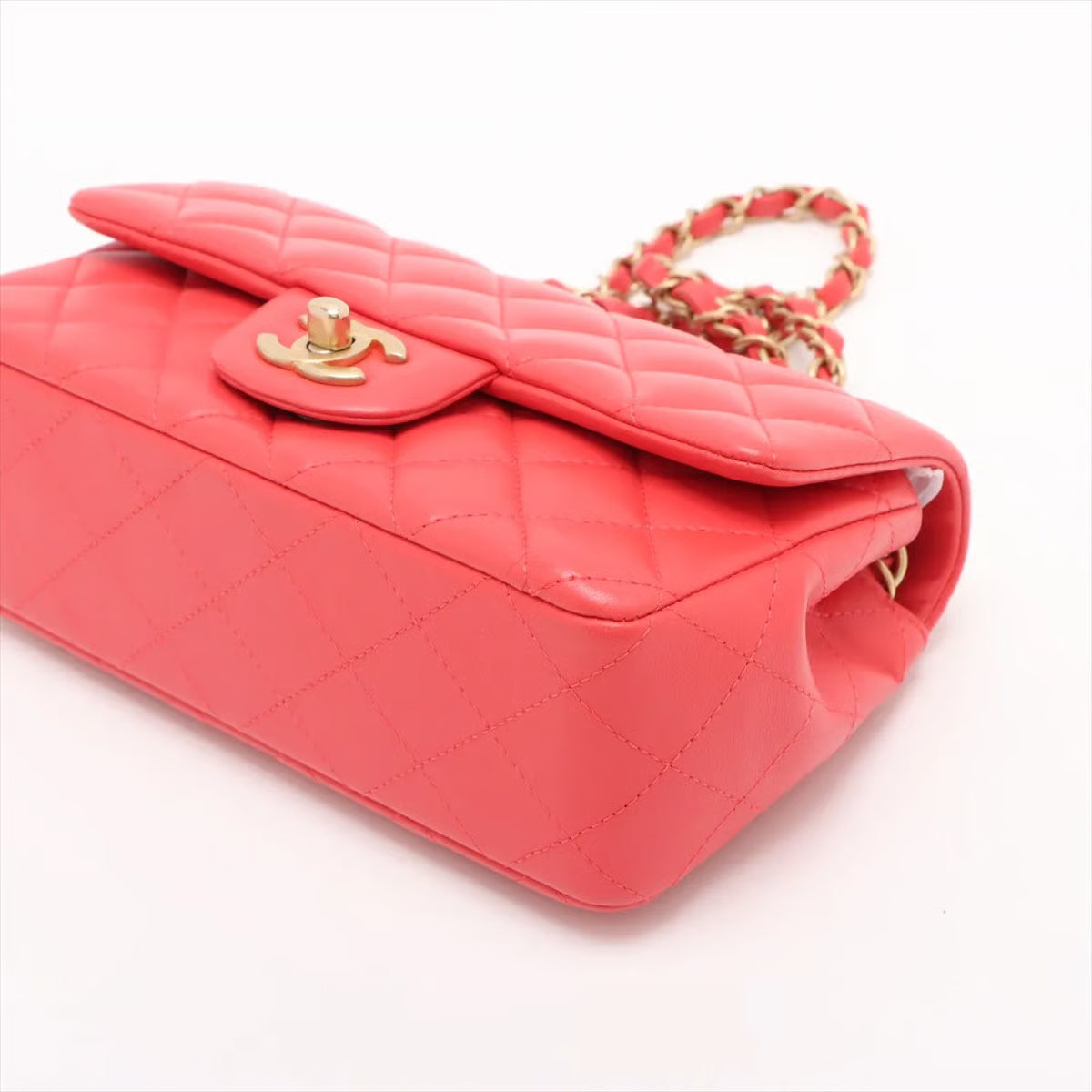 Chanel Mini Matelasse 20 Lambskin Single Flap Single Chain Bag